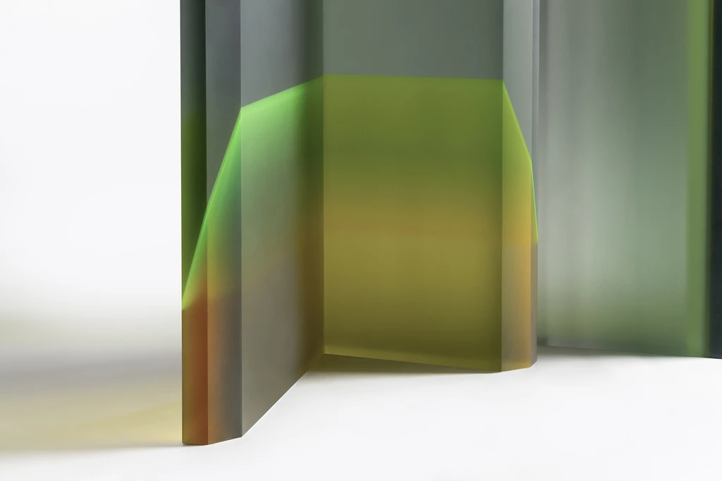 FLARE TOTEM GALLERY 3